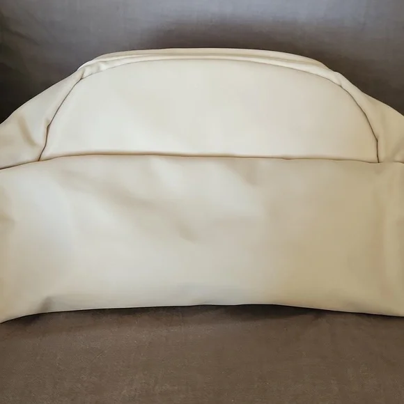 Fabletics Belt bag cream colored - Picture 4 of 12